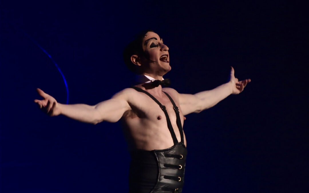 Cabaret –  Alejandro Paker, escena final